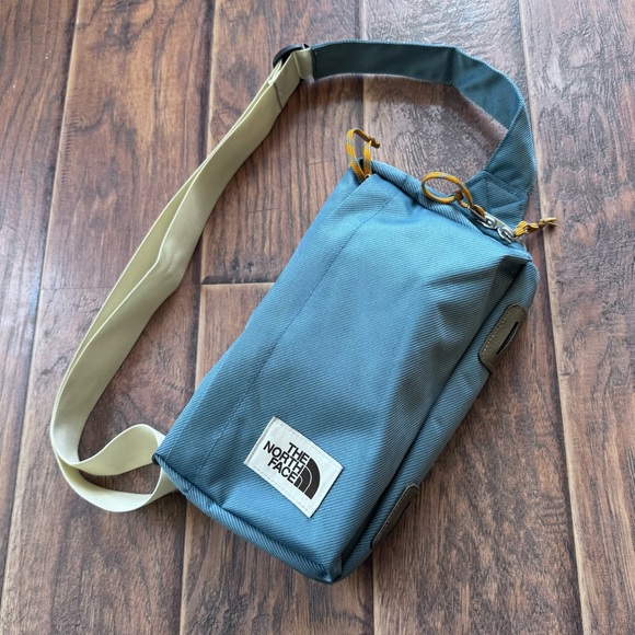 THE NORTH FACE Field Bag, Goblin Blue/Gravel/Citrine Yellow, One Size - Picture 2 of 9